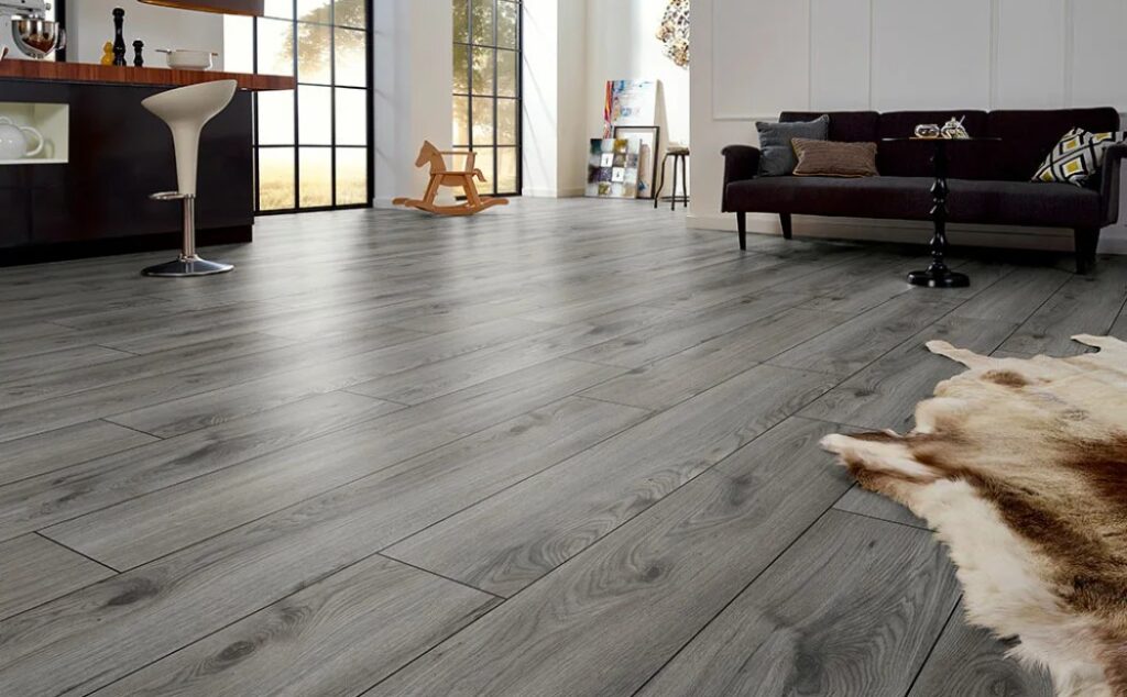 Best Residential and Commercial Hardwood Floor Finishing Services